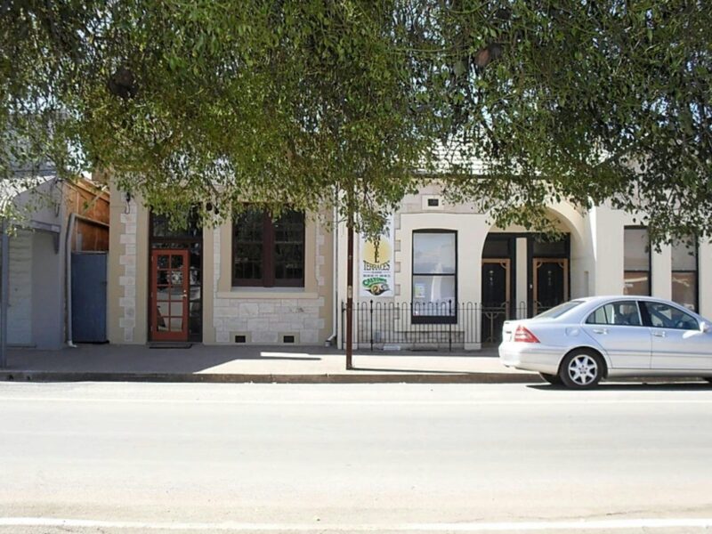 Jamestown Motel Villas